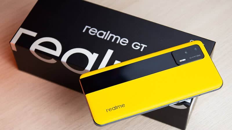 بفضل معالج Snapdragon 8 Gen1 - هاتف Realme GT 2 Pro يسجل رقم قياسي جديد على منصة AnTuTu!